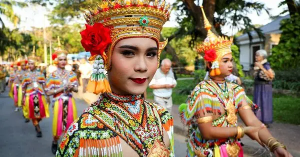 colores prohibidos en tailandia